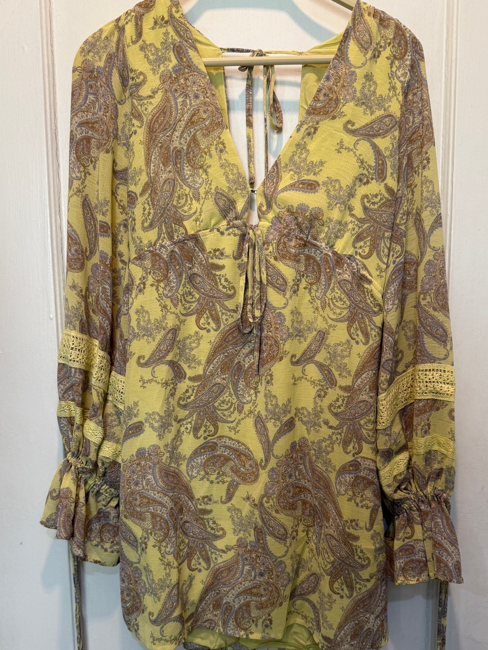 Urban Outfitters Yellow Paisley Tie-Front Women's Mini low back Dress